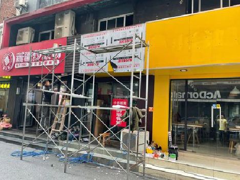 石城制作广告招牌如何避免它发黄？